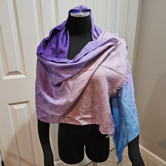 Coach Signature C Wrap Scarf Luxe Silk Wool Blend Oversize Ombre Purple Blue NWT - Picture 8 of 14